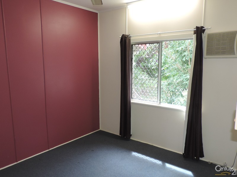 158 IRELAND STREET, Oonoonba QLD 4811