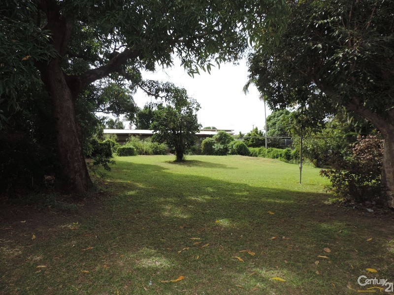 158 IRELAND STREET, Oonoonba QLD 4811