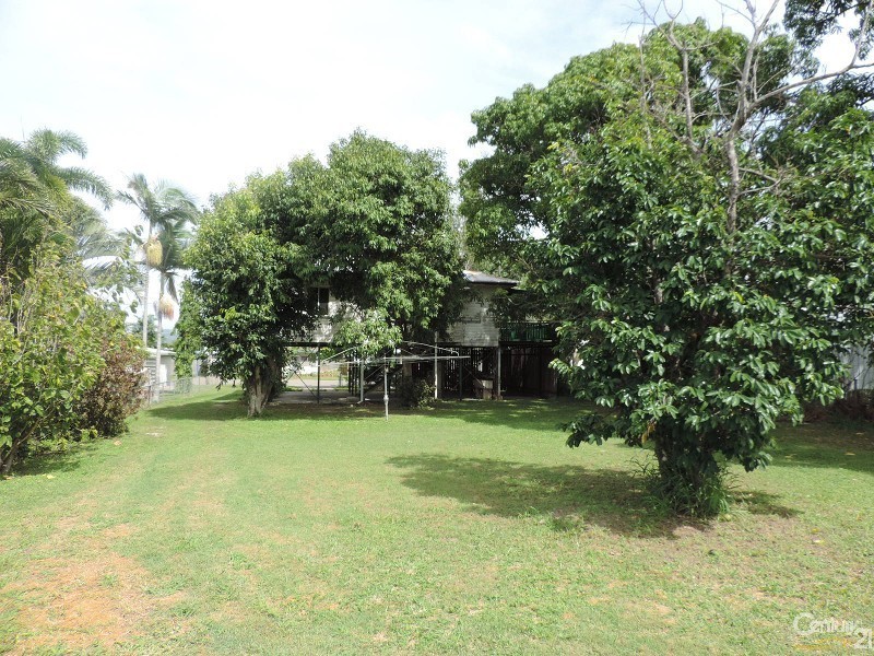 158 IRELAND STREET, Oonoonba QLD 4811