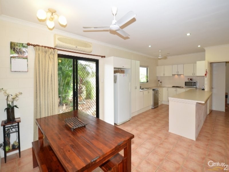 27 BONNETT ROAD, Mount Low QLD 4818