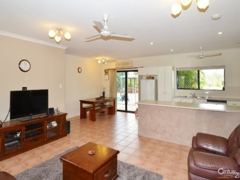 27 BONNETT ROAD, Mount Low QLD 4818