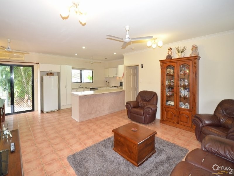 27 BONNETT ROAD, Mount Low QLD 4818