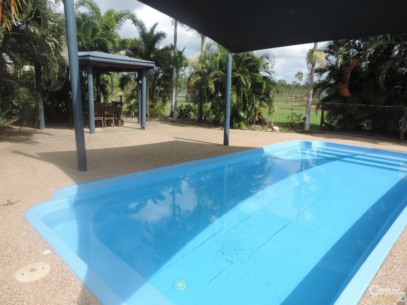 27 BONNETT ROAD, Mount Low QLD 4818