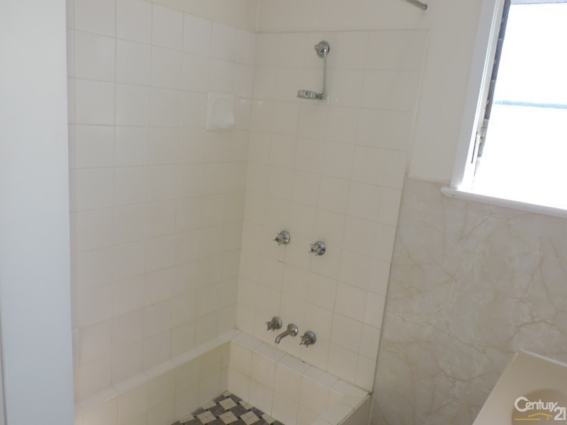 7 NYORA STREET, Currajong QLD 4812