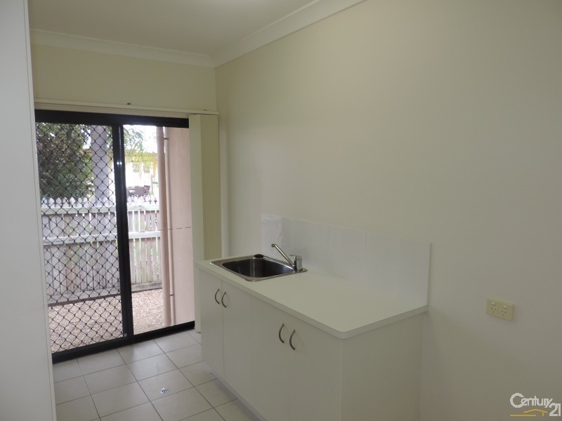 15 TIMBURY WAY, Mount Louisa QLD 4814