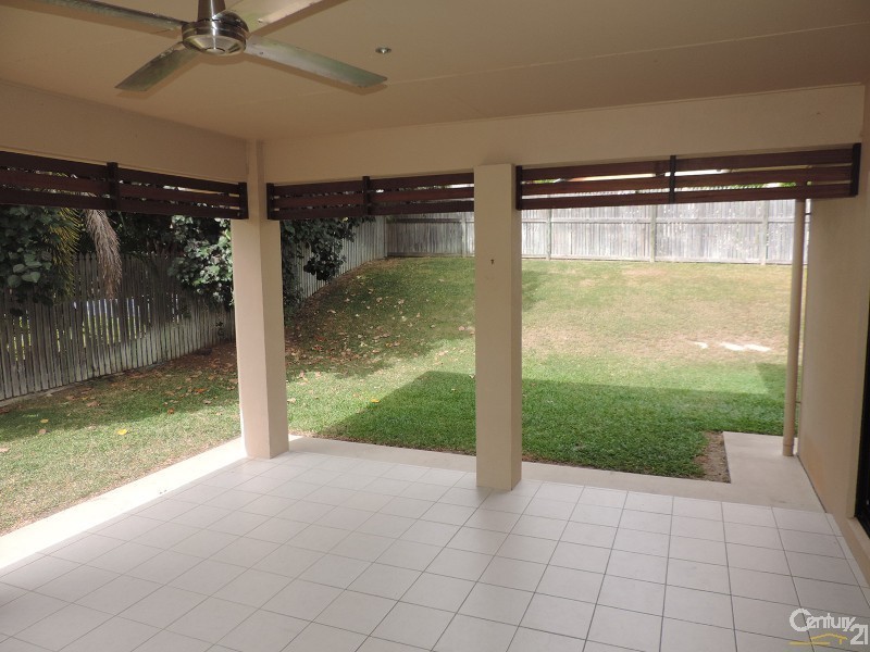 15 TIMBURY WAY, Mount Louisa QLD 4814