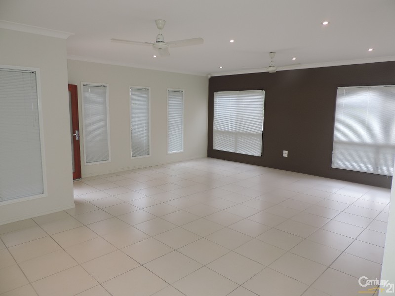 Bohle Plains QLD 4817