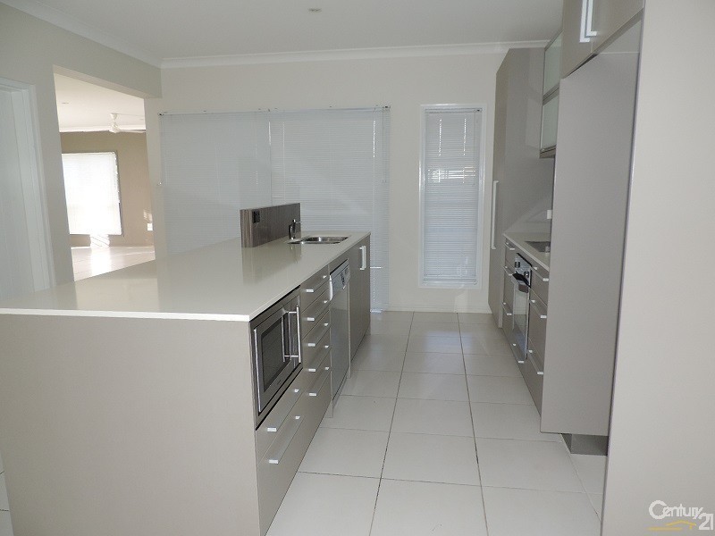 Bohle Plains QLD 4817