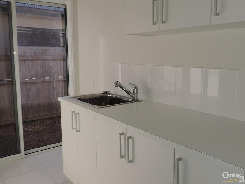 Bohle Plains QLD 4817