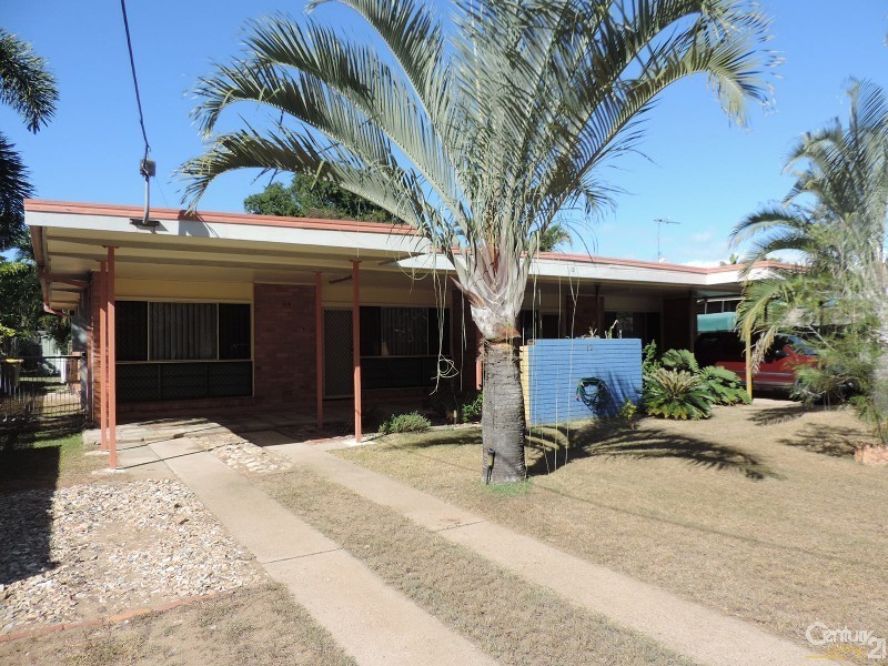 12 DYER STREET, Pallarenda QLD 4810