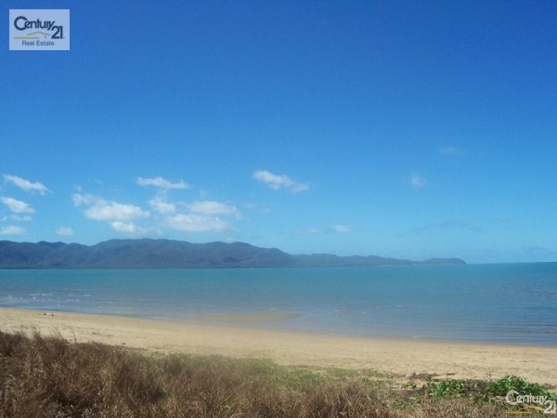 12 DYER STREET, Pallarenda QLD 4810