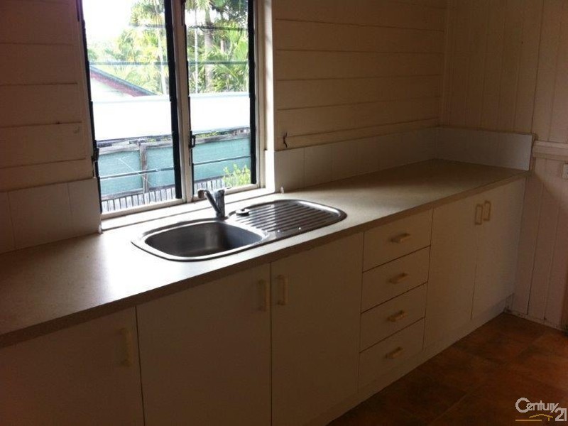 Hermit Park QLD 4812