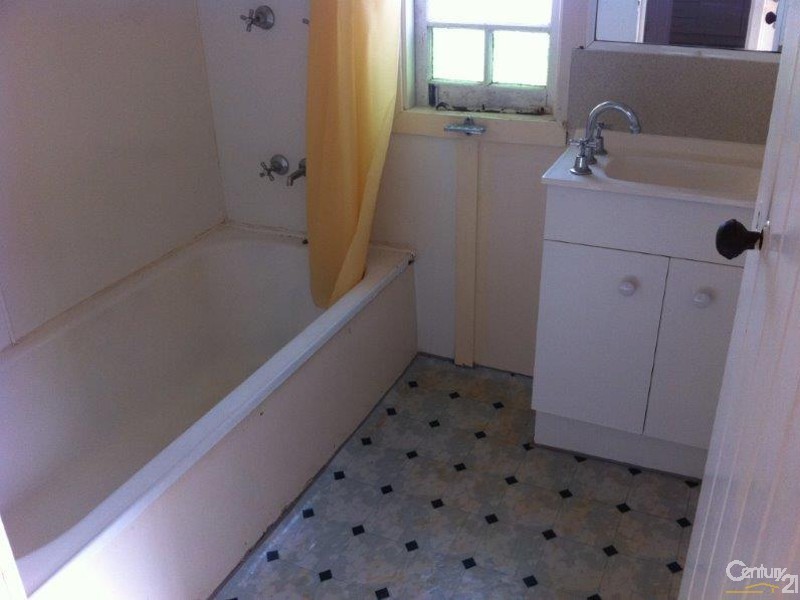 Hermit Park QLD 4812