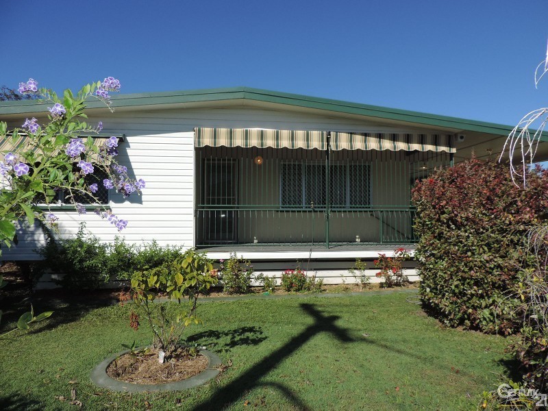 2 LANCASTER STREET, Garbutt QLD 4814