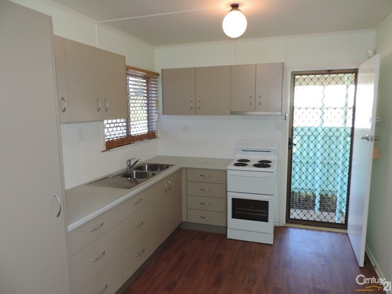 2 LANCASTER STREET, Garbutt QLD 4814