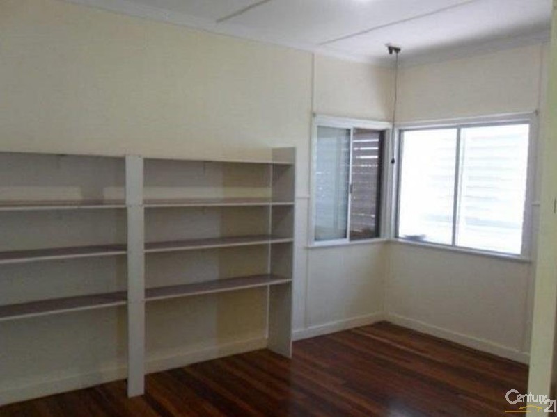 133 FINDLATER STREET, Oonoonba QLD 4811