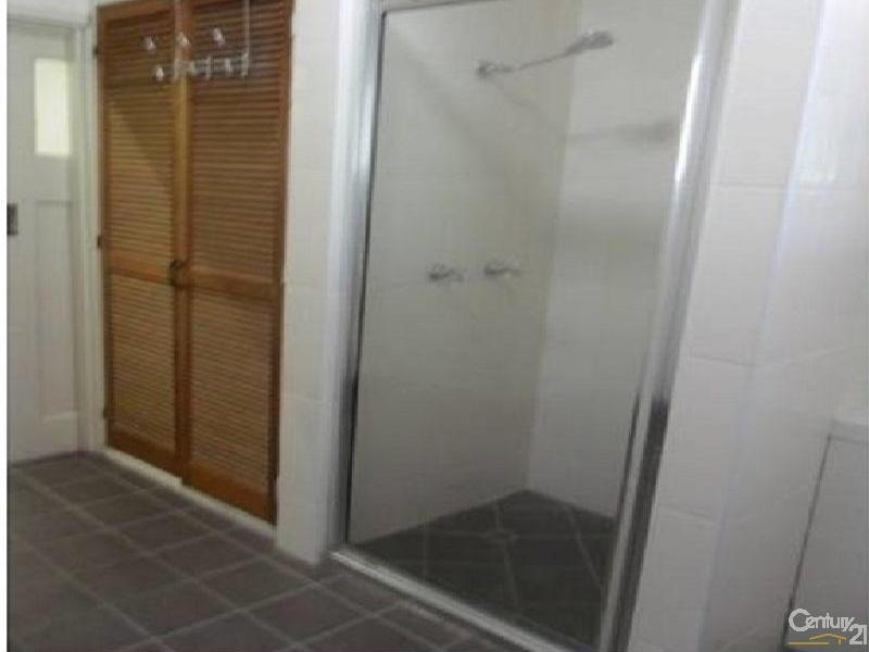 133 FINDLATER STREET, Oonoonba QLD 4811