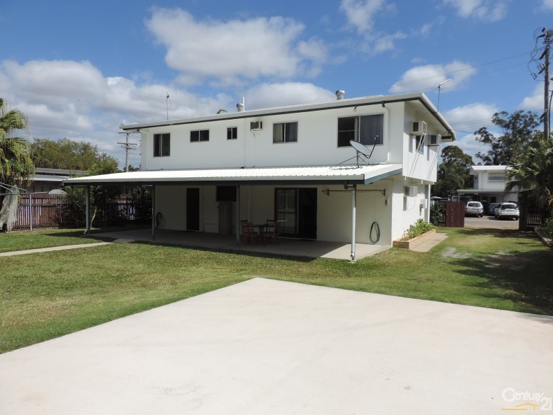 4 CATHERINE CRESCENT, Kelso QLD 4815