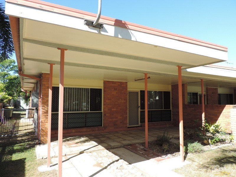 1/12 Dyer Street, Pallarenda QLD 4810