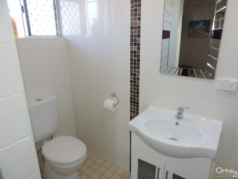 37 CORBETT STREET, Mount Louisa QLD 4814