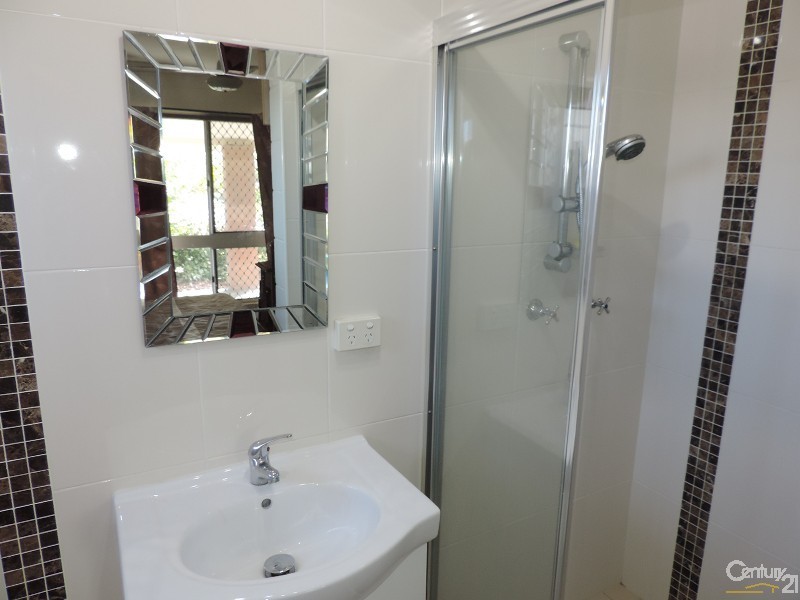 37 CORBETT STREET, Mount Louisa QLD 4814