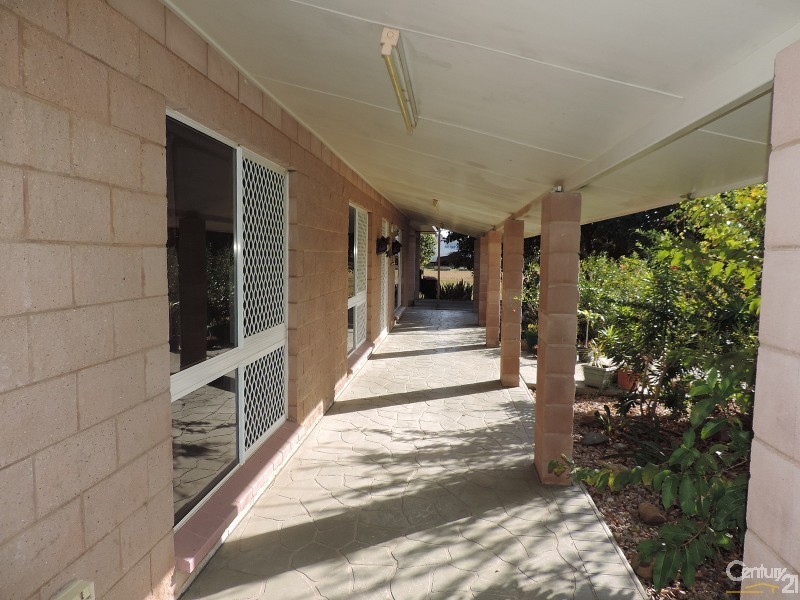 37 CORBETT STREET, Mount Louisa QLD 4814