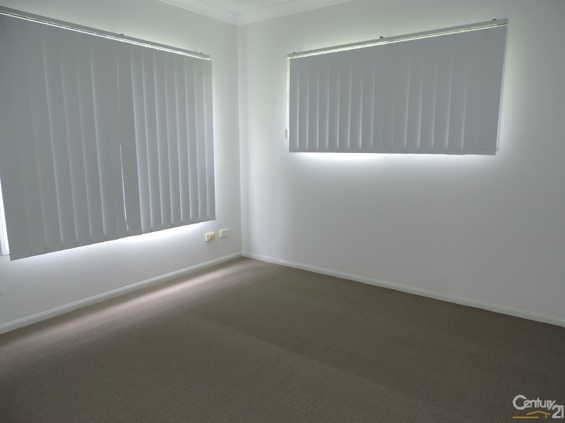 7 LAGUNA AVENUE, Kirwan QLD 4817