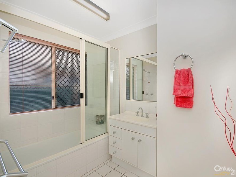 47 FIELDING WAY, Kirwan QLD 4817