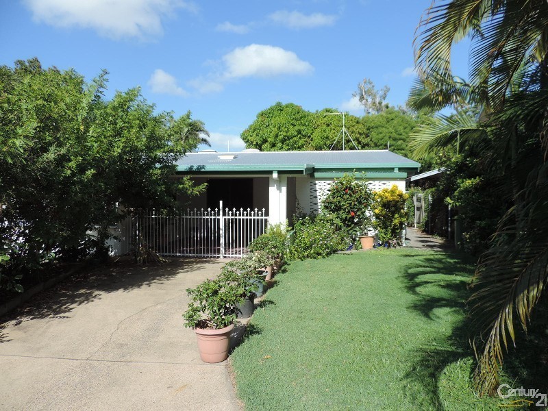 1/35 BAY STREET, Pallarenda QLD 4810