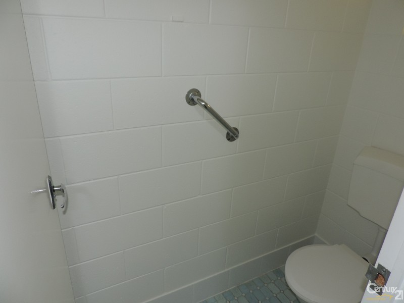 1/35 BAY STREET, Pallarenda QLD 4810