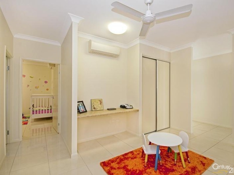 16 BOOKARA GUM CRESCENT, Mount Low QLD 4818