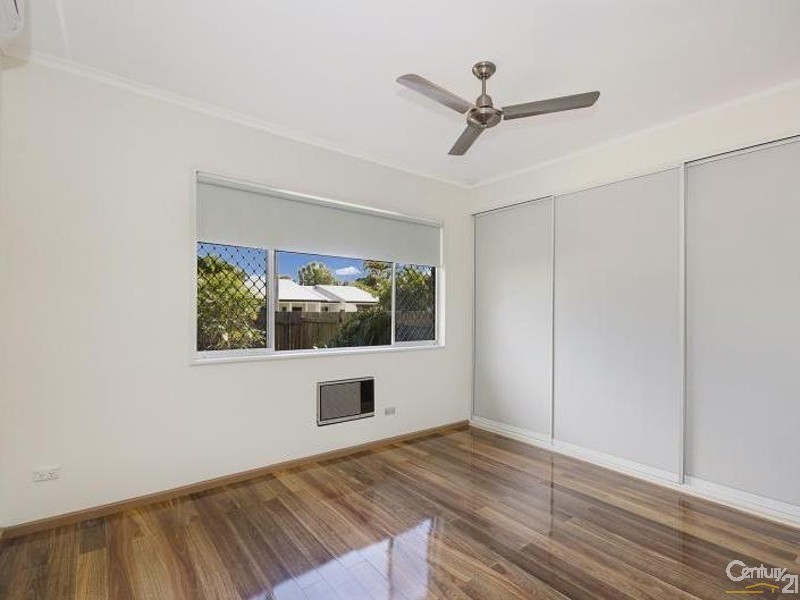 20 SEAWARD CRESCENT, Pallarenda QLD 4810