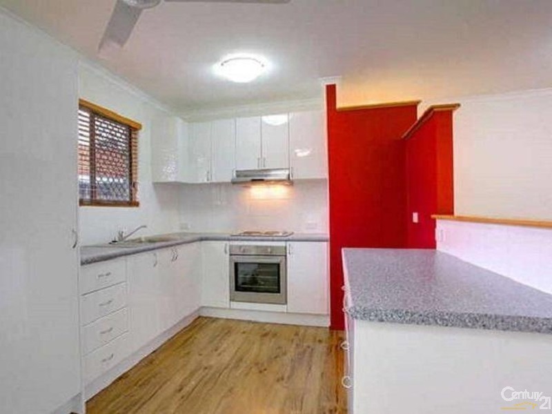 22 SALISBURY CRESCENT, Kirwan QLD 4817