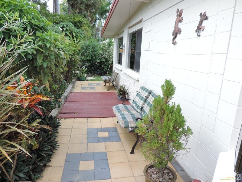 1097 RIVERWAY DRIVE, Rasmussen QLD 4815