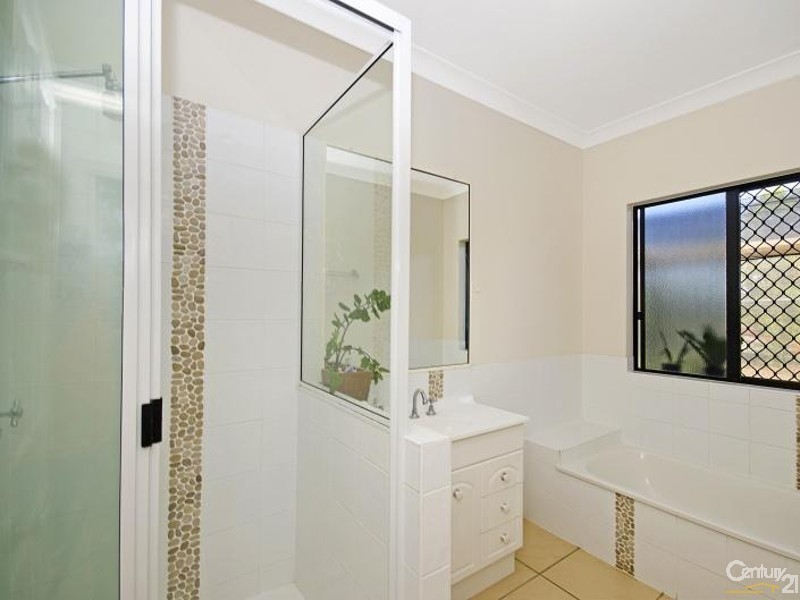 26 MUSTANG ROAD, Kelso QLD 4815