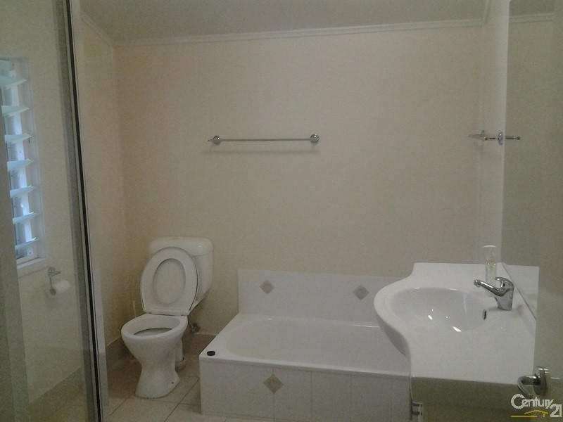 Belgian Gardens QLD 4810