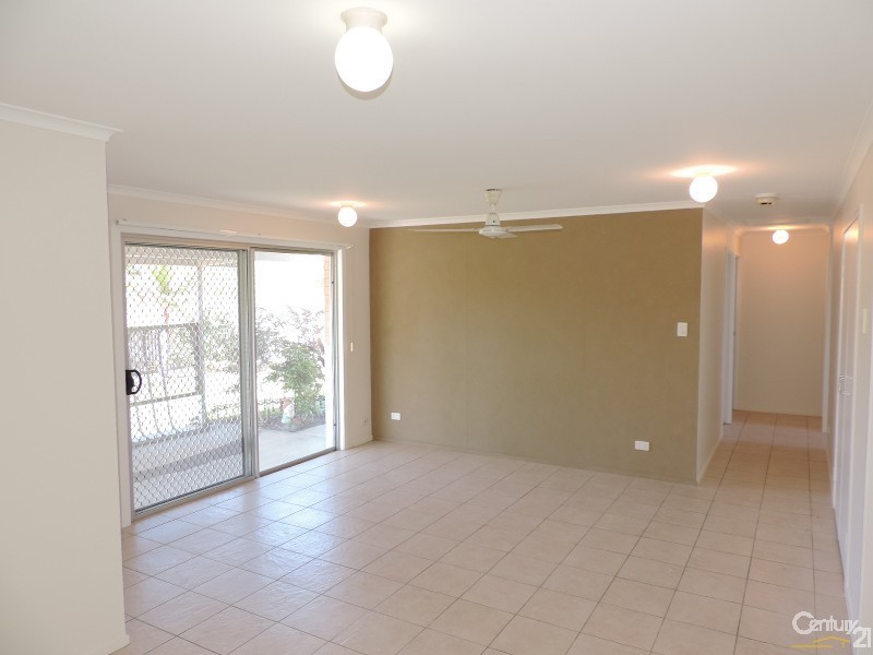 9 JOSEPHINE CRESCENT, Rasmussen QLD 4815