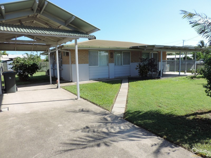 9 JOSEPHINE CRESCENT, Rasmussen QLD 4815