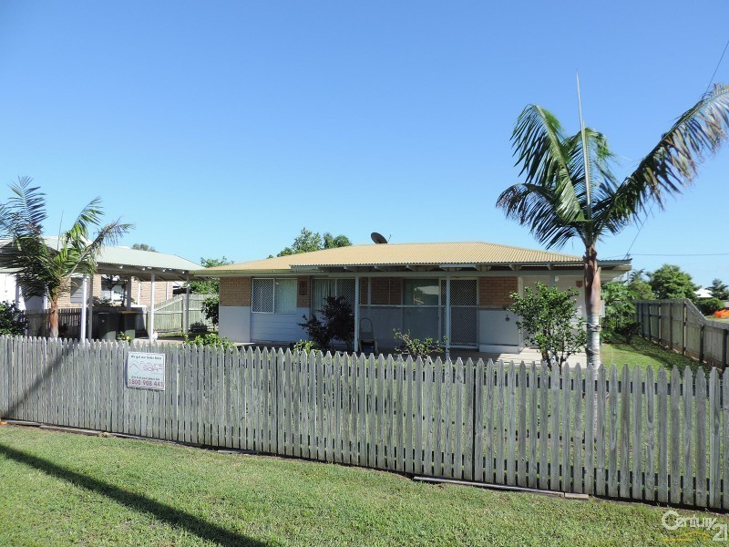 9 JOSEPHINE CRESCENT, Rasmussen QLD 4815