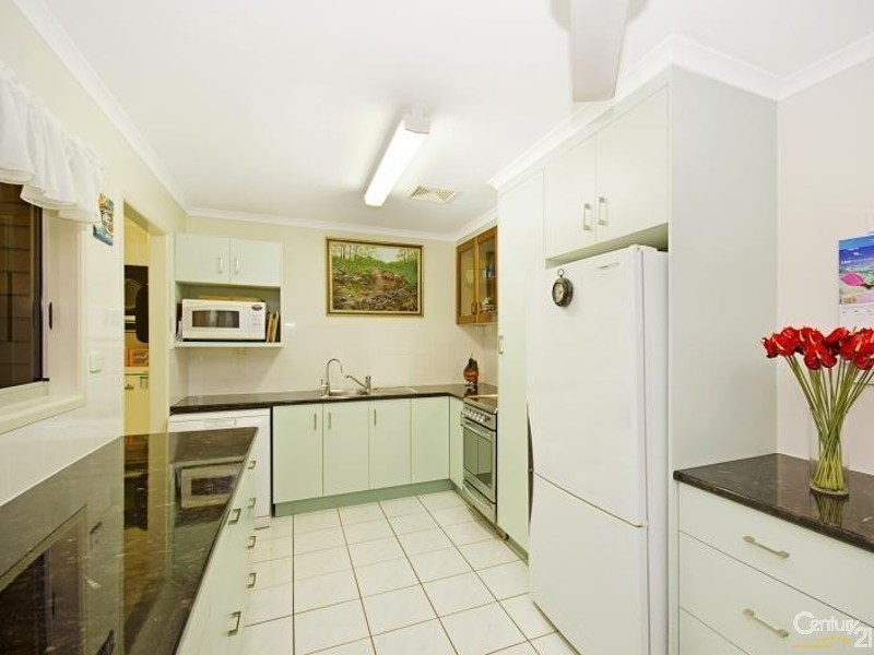 6 HUNTINGTON COURT, Kirwan QLD 4817