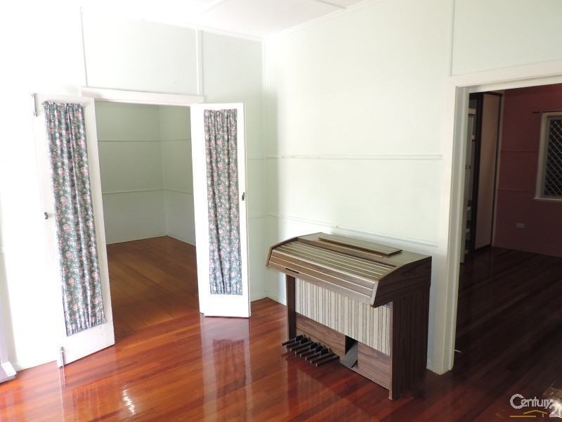 28 ABBOTT STREET, Oonoonba QLD 4811