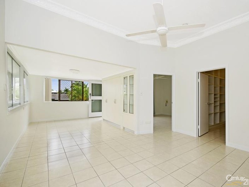 22 SHELTON STREET, Kirwan QLD 4817