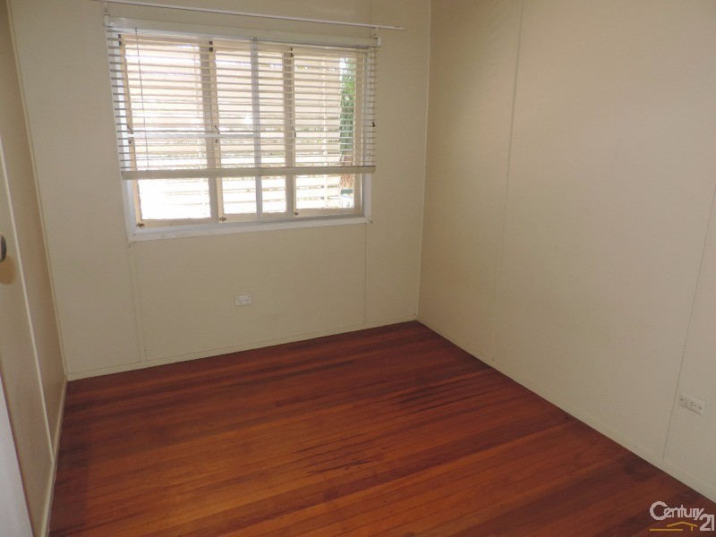 246 Charles Street, Cranbrook QLD 4814