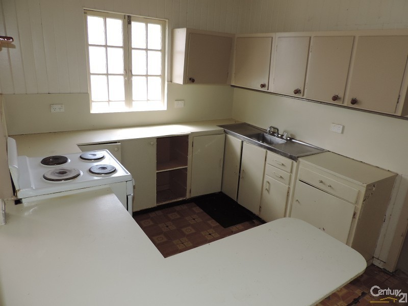 108 COOK STREET, North Ward QLD 4810