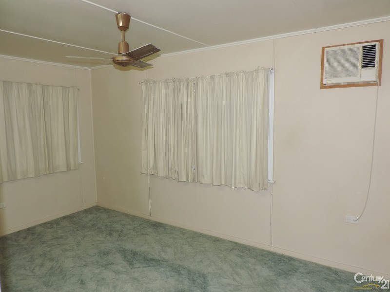 10 NOONGAH STREET, Currajong QLD 4812