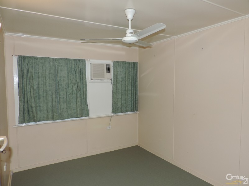 10 NOONGAH STREET, Currajong QLD 4812