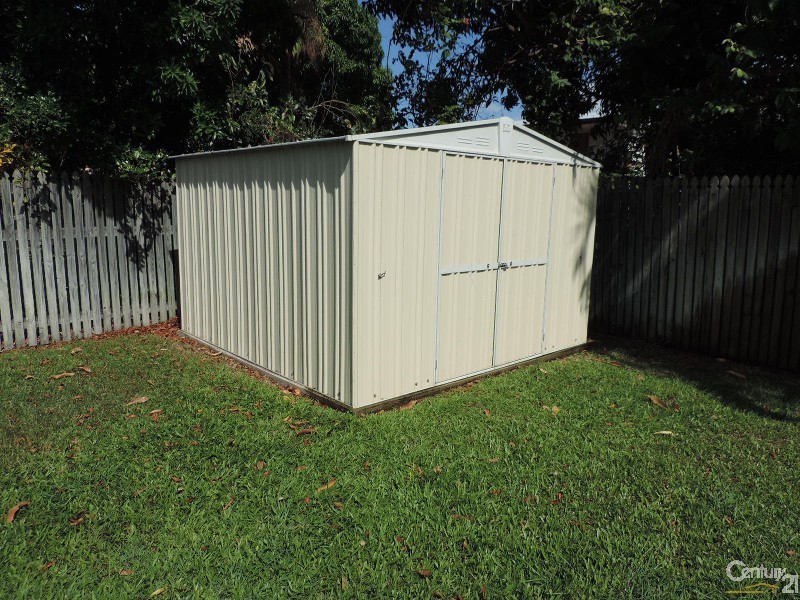 10 NOONGAH STREET, Currajong QLD 4812