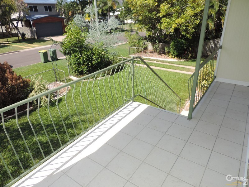 10 NOONGAH STREET, Currajong QLD 4812