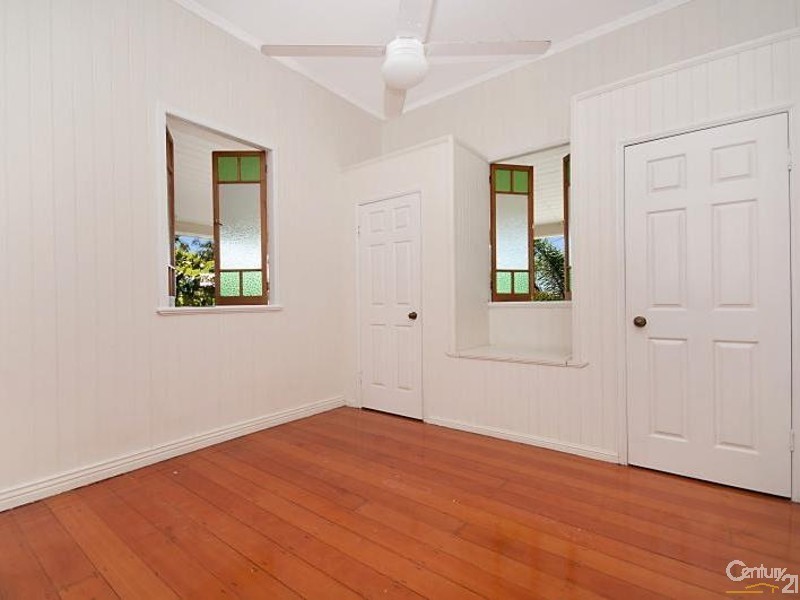 Railway Estate QLD 4810