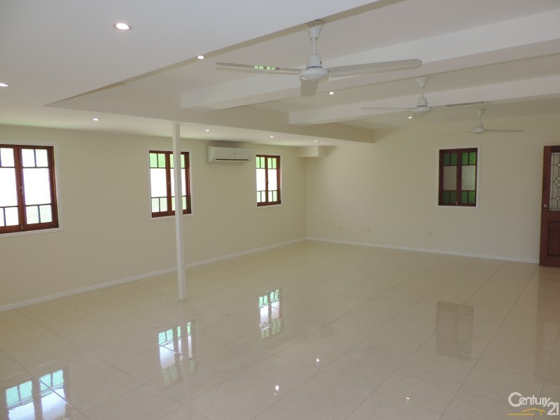 Railway Estate QLD 4810